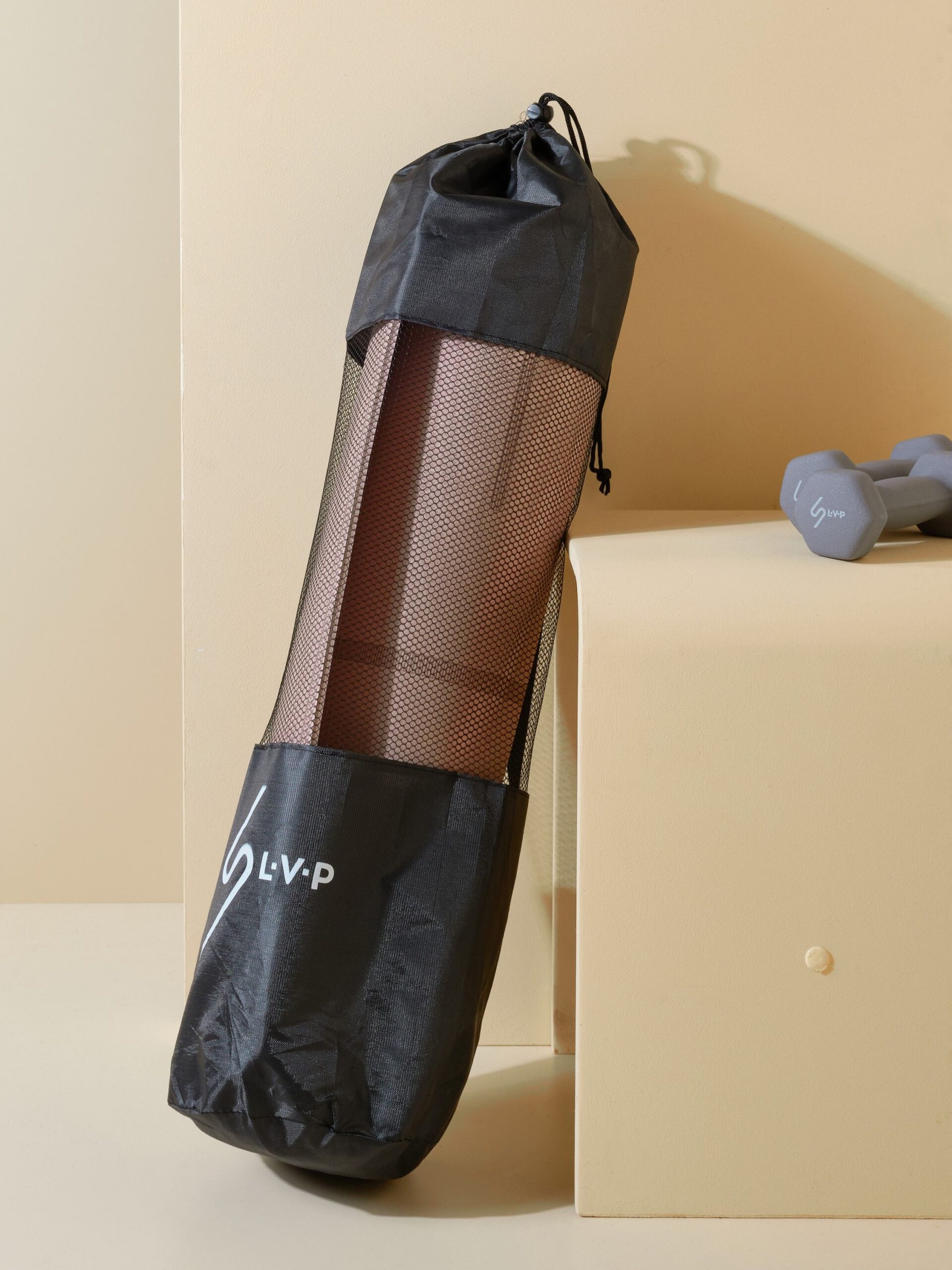 Коврик для йоги и фитнеса LVP, 183x61x0,6 см, двухслойный TPE с чехлом и ремнем, с разметкой, цвет: мокка/розовый
